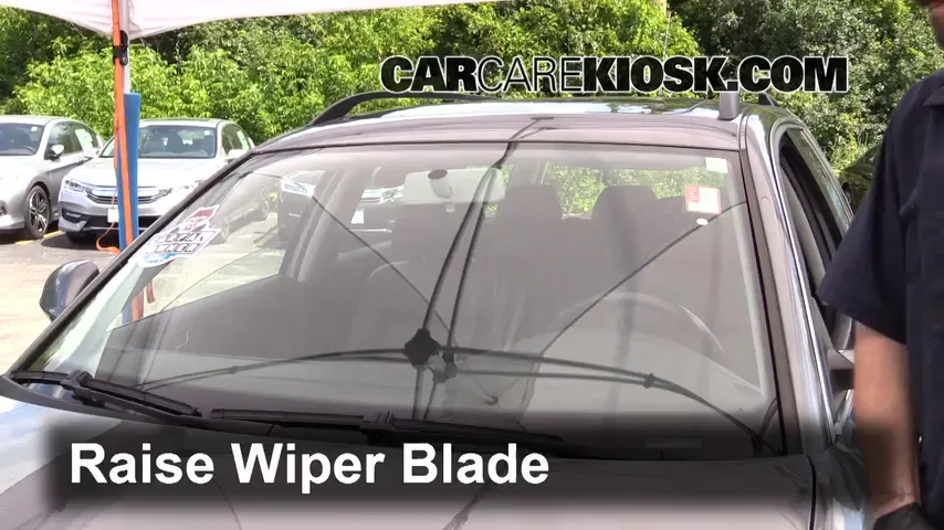2005 Volkswagen Passat GLS 4 Motion 1.8L 4 Cyl. Turbo Wagon Windshield Wiper Blade (Front)
